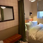 شقة Fabulous 2 Bed Flat *