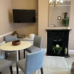 Fabulous 2 Bed Flat *