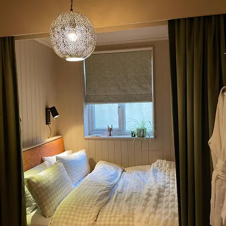 Fabulous 2 Bed Flat *