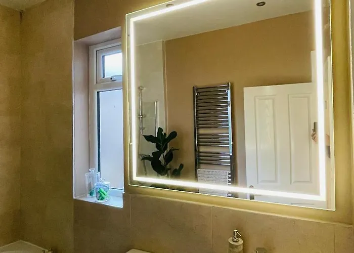 Fabulous 2 Bed Flat *