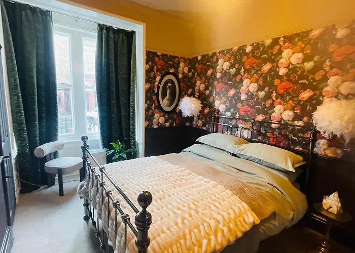 Fabulous 2 Bed Flat *