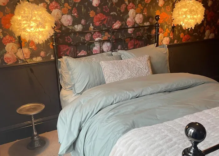 Fabulous 2 Bed Flat *